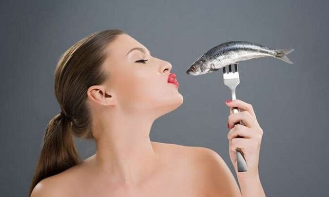 Mâncare crudă pește